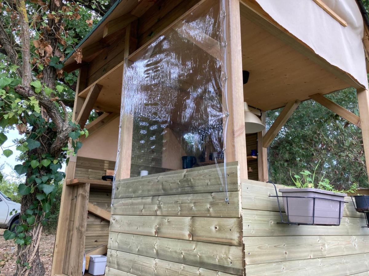 Cabane Bivouac à l'ombre des chênes Idrac-Respailles Exterior foto